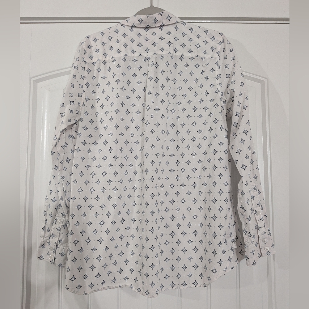 Garnet Hill Floral Diamond Organic Cotton Button Down Top - Picture 3 of 8